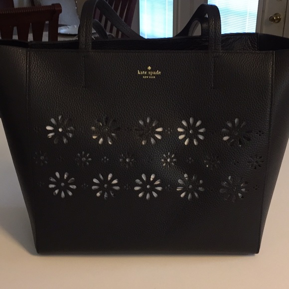 Kate Spade Clare pocketbook- NWT- Black - Picture 2 of 5